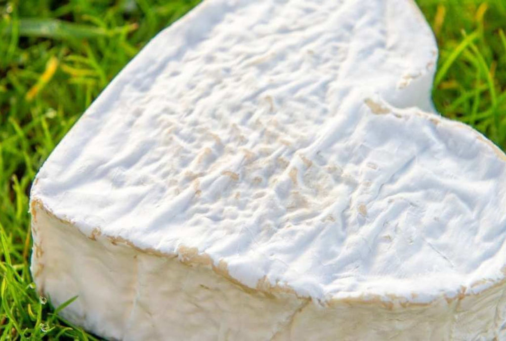 ハート型チーズの歴史 -聖バレンタインとヌーシャテルチーズ